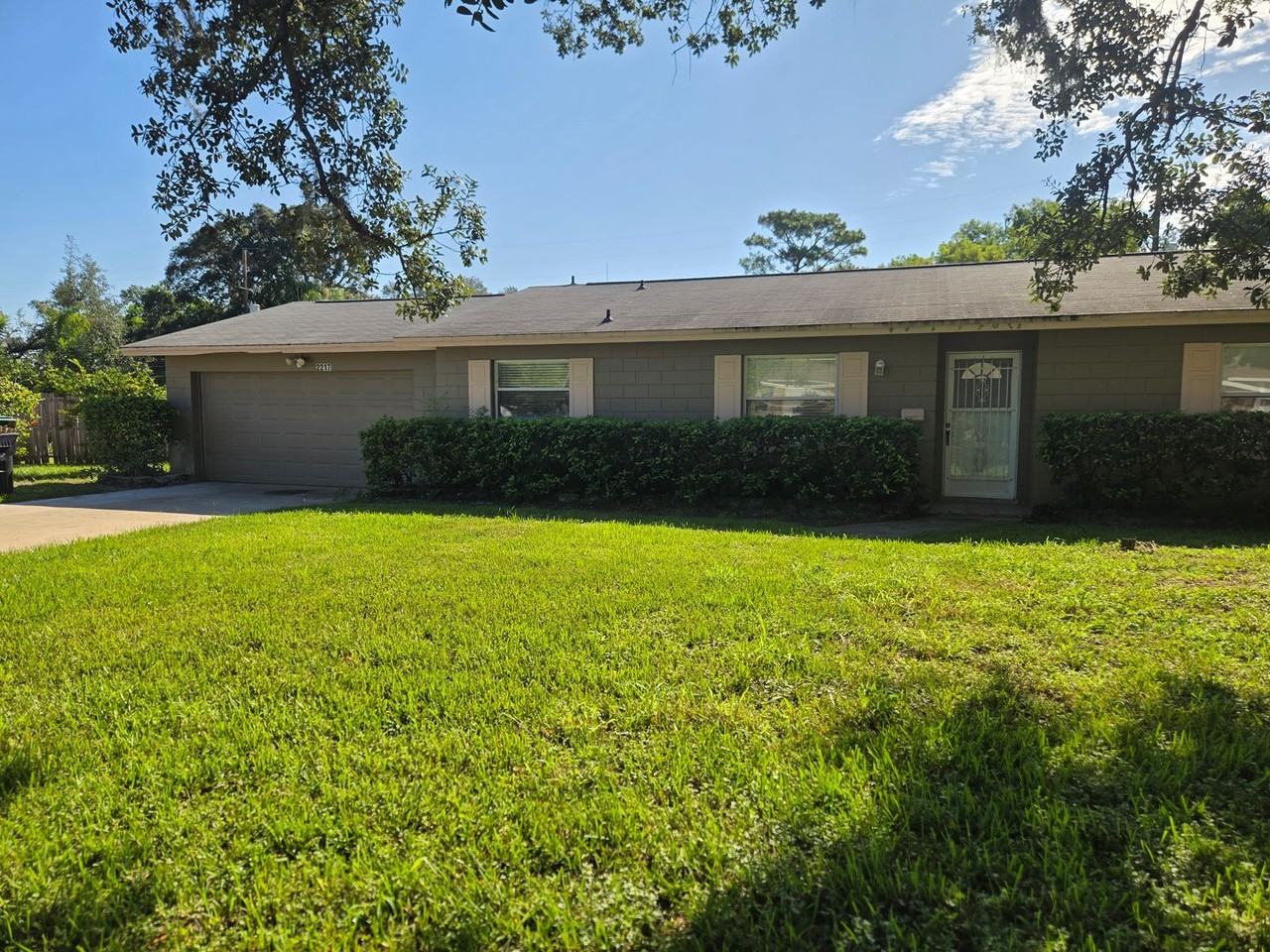 2217 Villano Ave - Photo 3 of 25