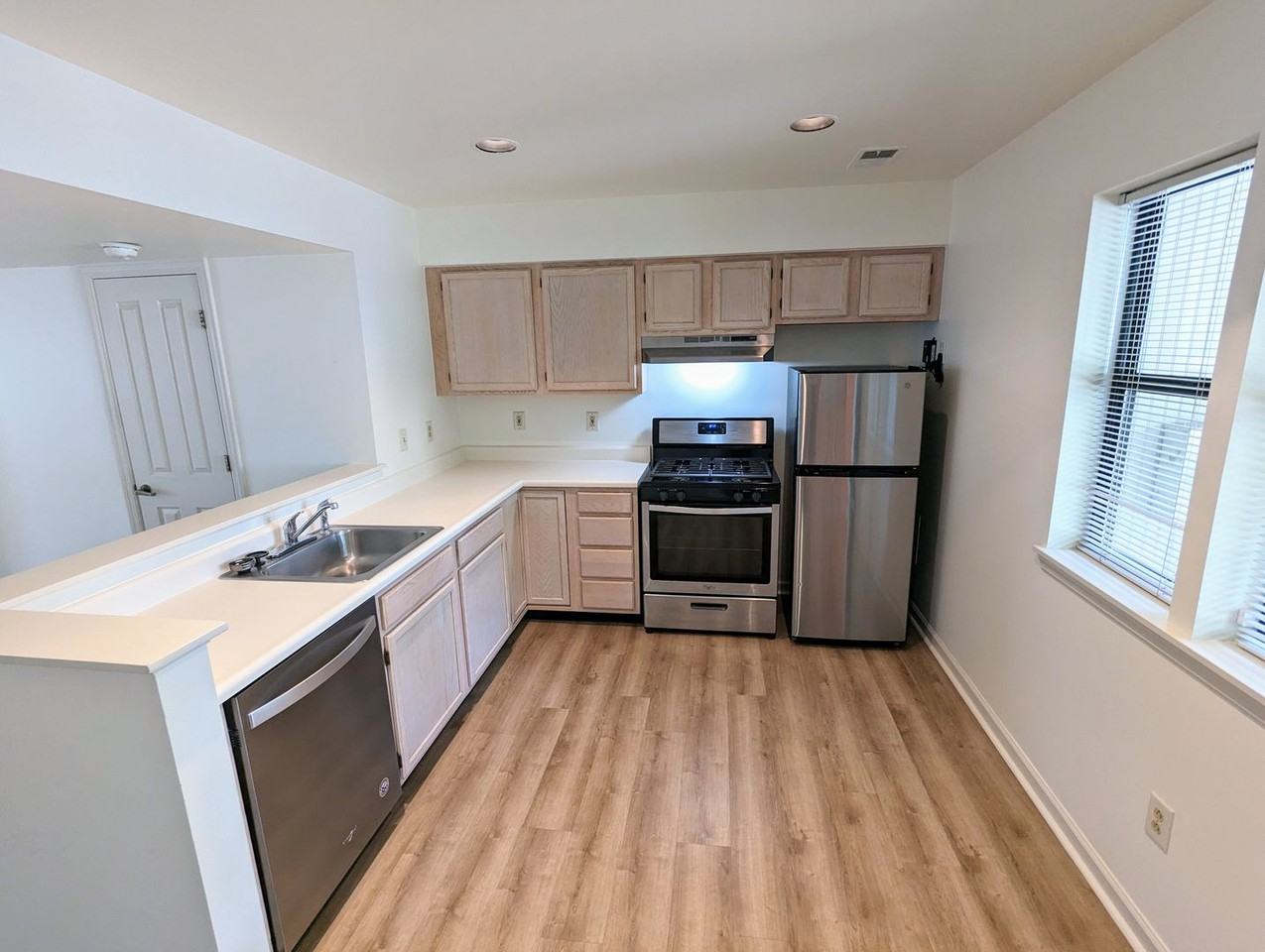 1715 Fox Way - Photo 2 of 14