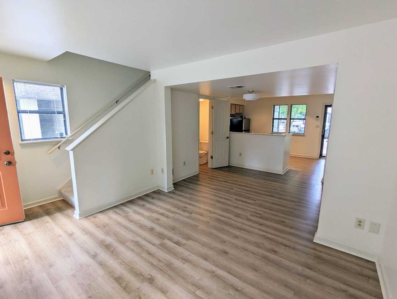 1715 Fox Way - Photo 3 of 14