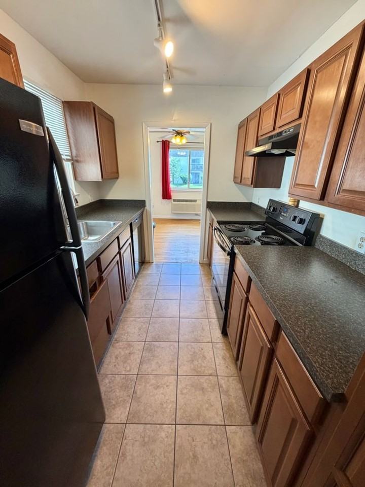 25 Village Park Dr #3E - Photo 2 of 14