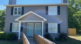 216 Burlie Ct #L - Photo 1 of 1