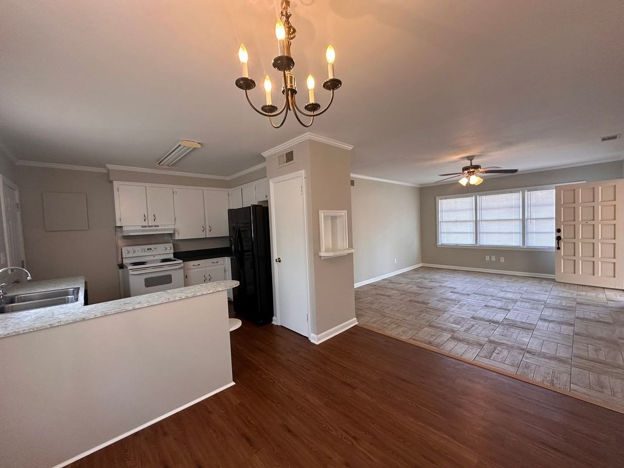 904 Vann St - Photo 6 of 20