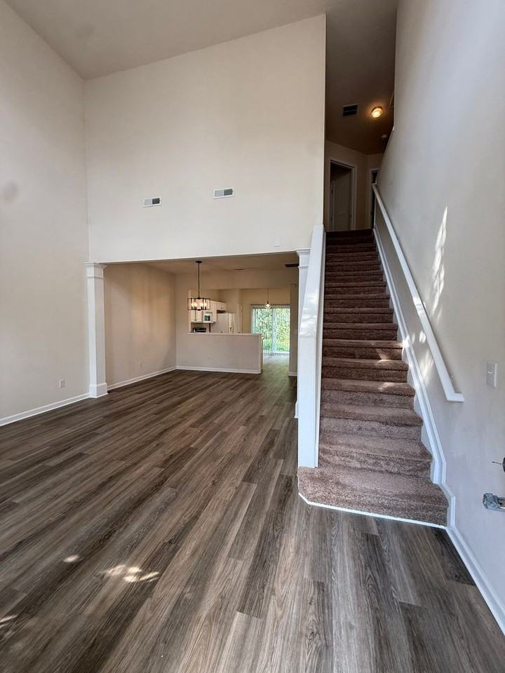 146 Brentfield Loop - Photo 6 of 29