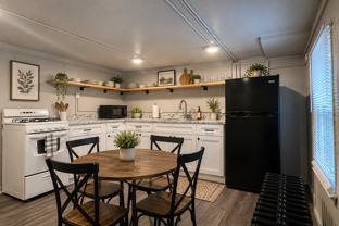 633 Manor Street - Photo 1 of 1