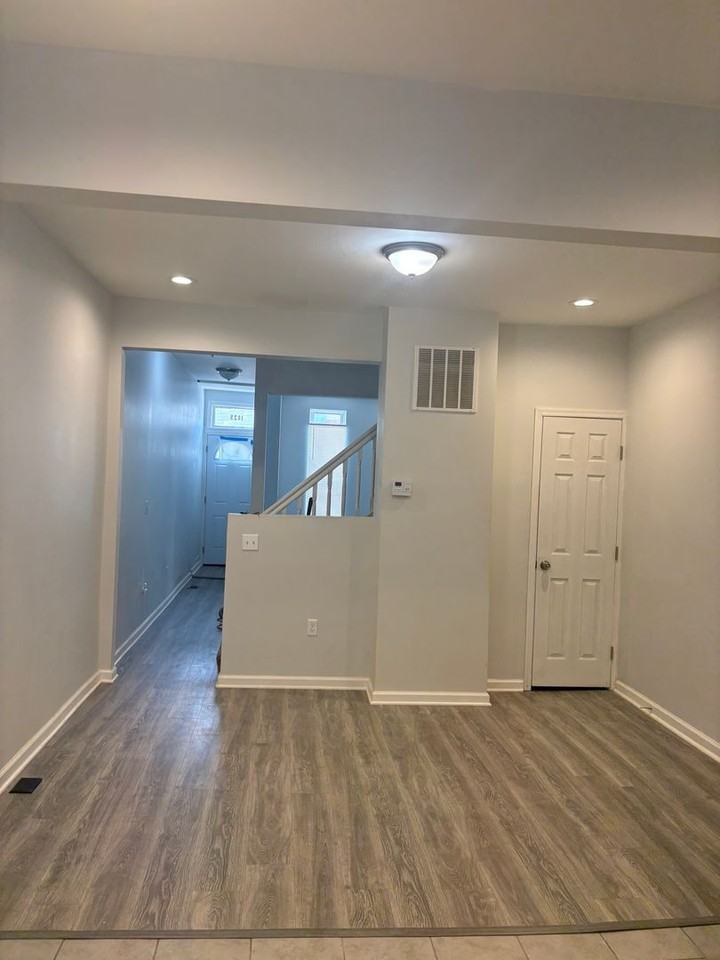 1825 E Federal St - Photo 2 of 13
