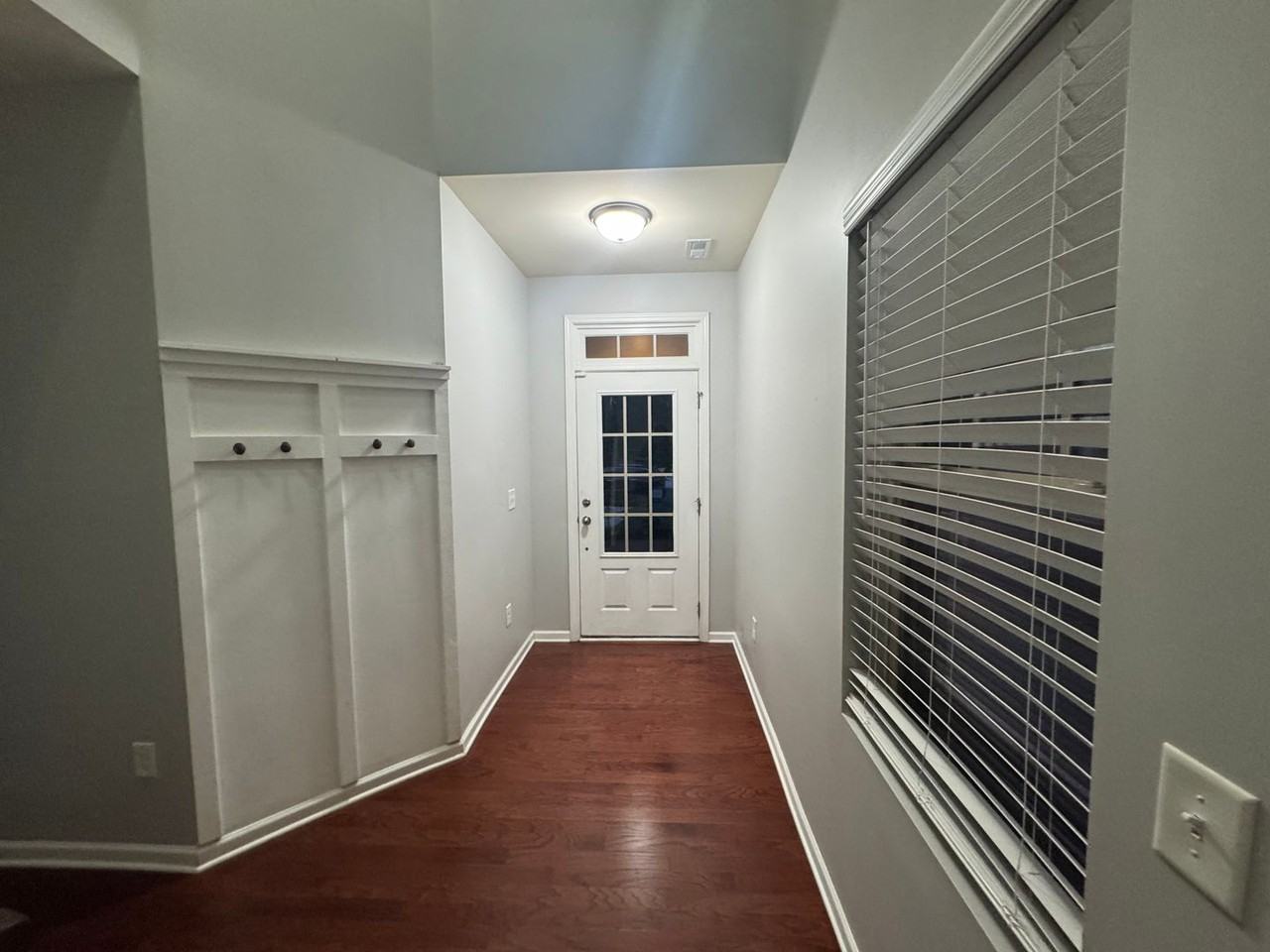 1052 Spacious Skies Ln - Photo 4 of 27
