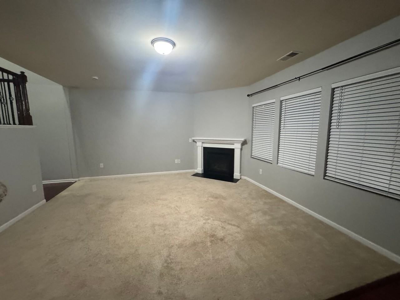 1052 Spacious Skies Ln - Photo 7 of 27