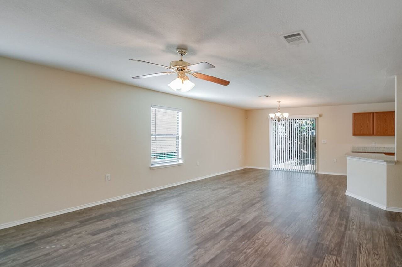 6812 Doyal Dr - Photo 3 of 20