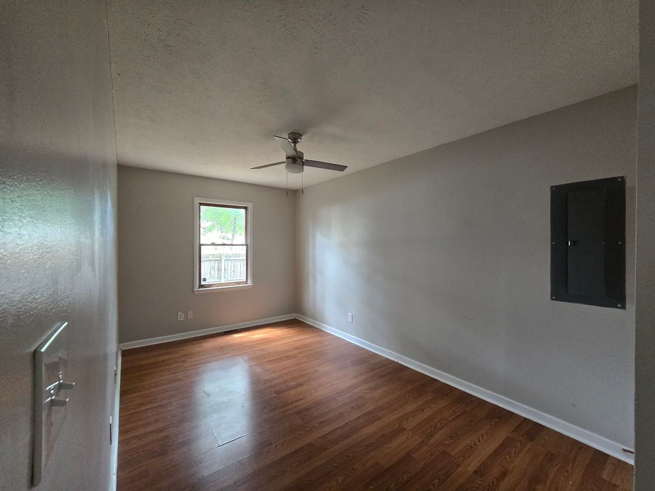 824 Glen Reilly Dr - Photo 4 of 22