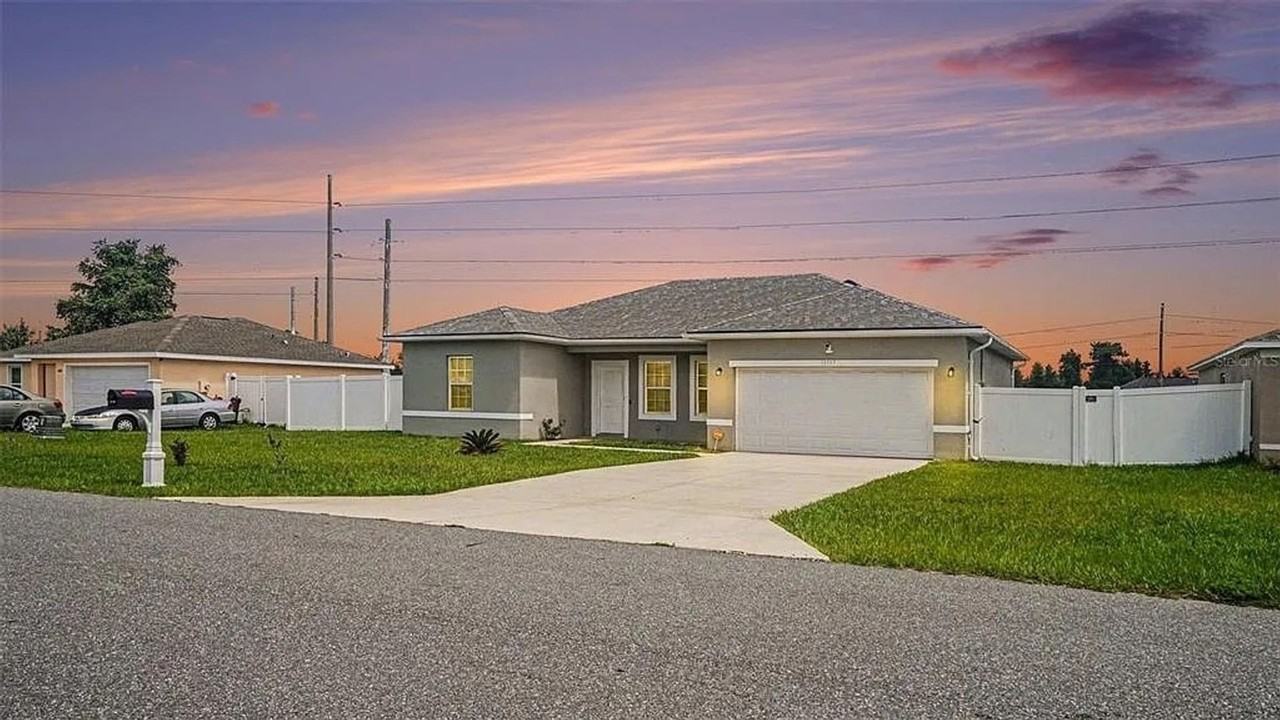 13537 Sw 47th Cir - Photo 2 of 11
