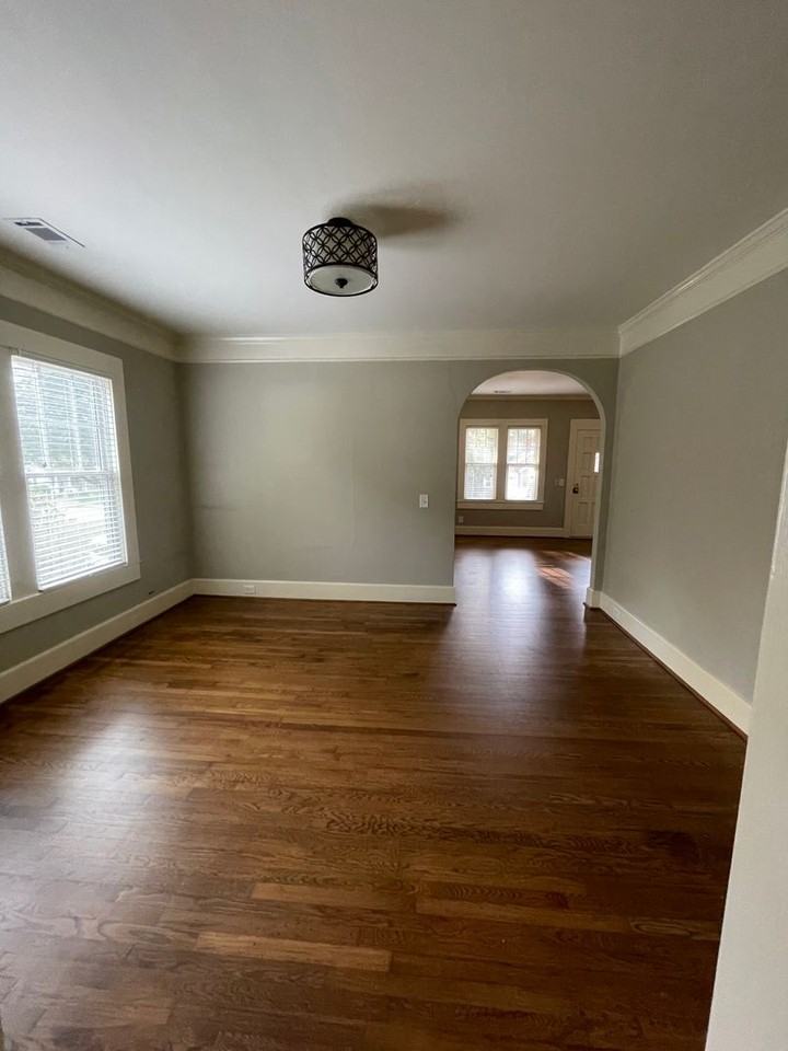 612 Ridgewood Ave - Photo 2 of 5