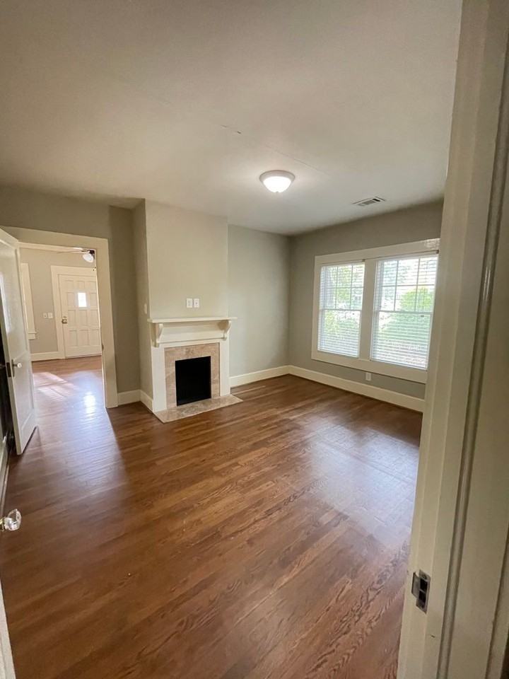 612 Ridgewood Ave - Photo 4 of 5