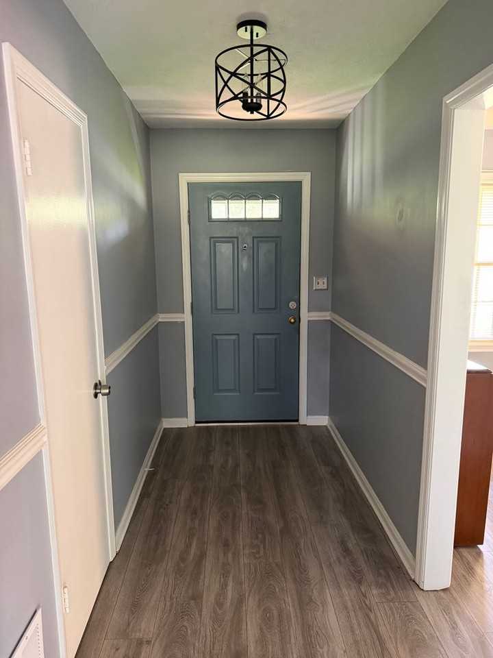 1601 Gail Ave - Photo 2 of 10