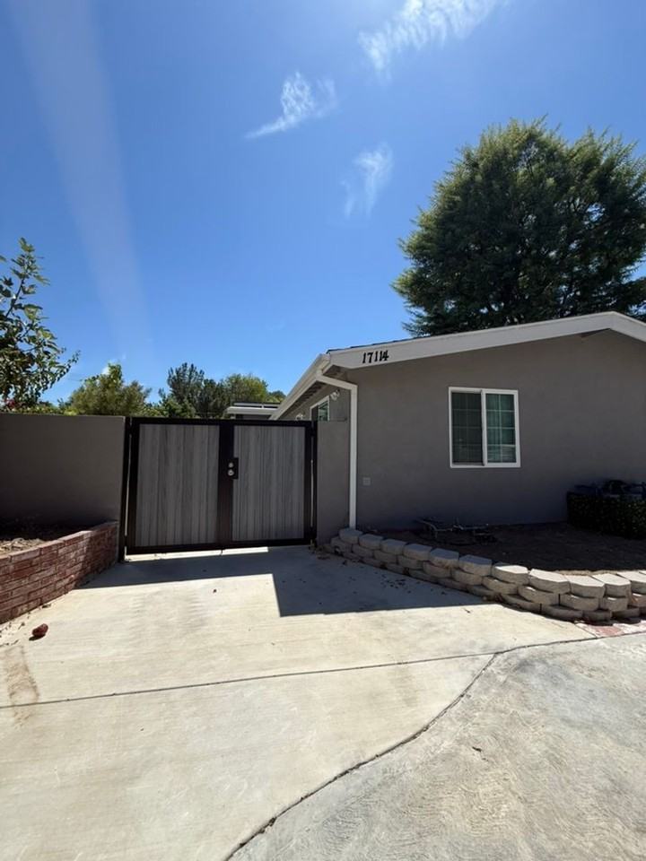 17114 Ceredo Pl - Photo 2 of 15