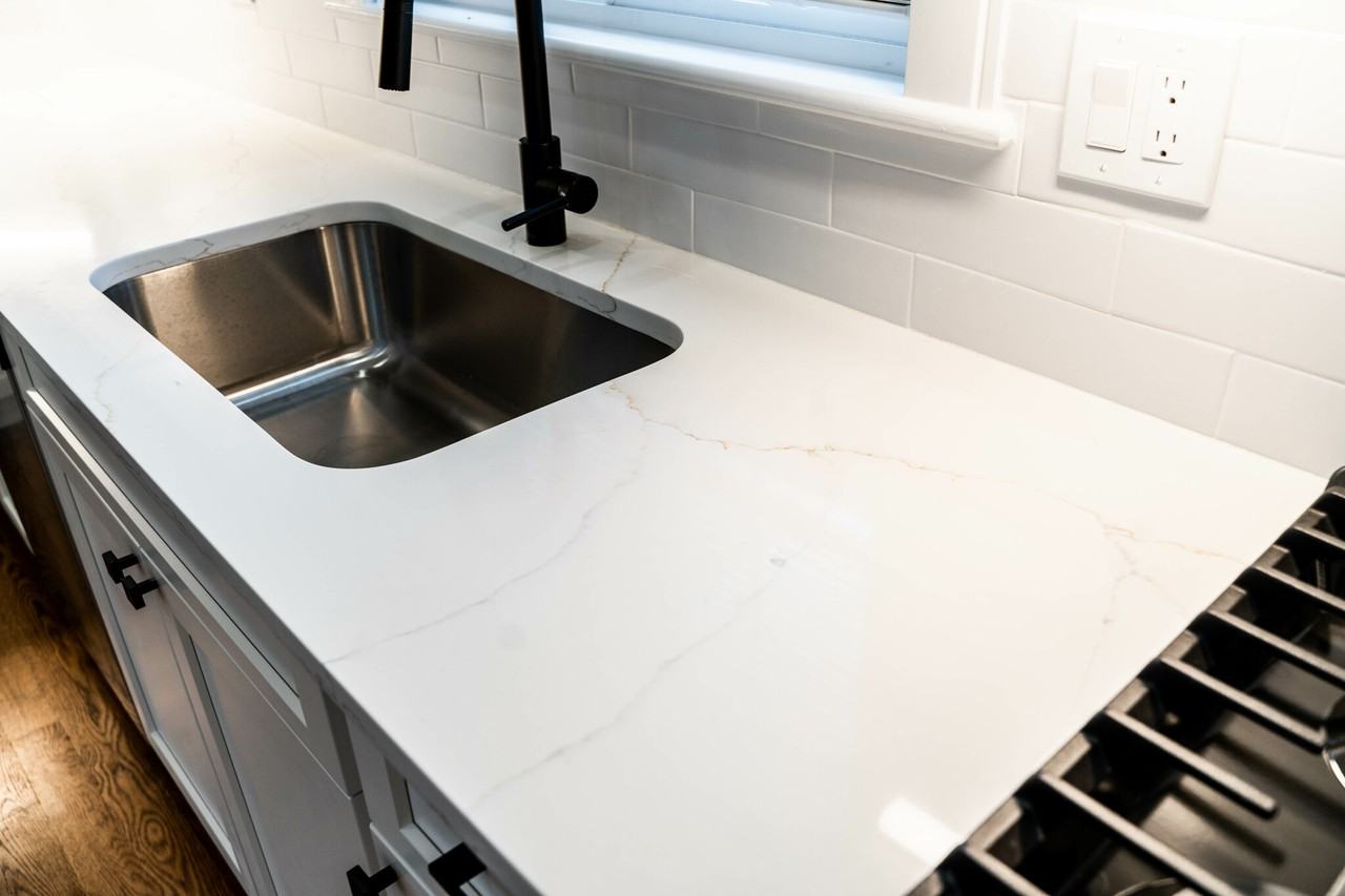 11 Falkland St #2 - Photo 6 of 27