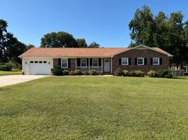 featured image of 813 Branchwood Dr #1