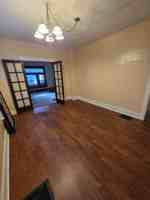 featured image of 1424 W 8th St #1