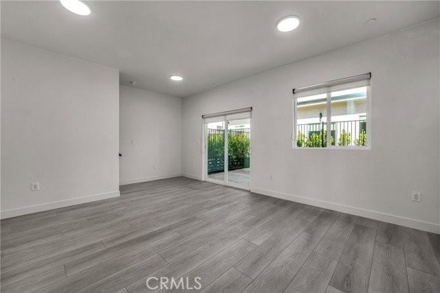 10882 Dora St - Photo 3 of 8