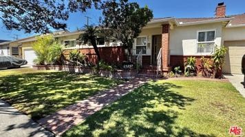 featured image of 11237 Garfield Ave