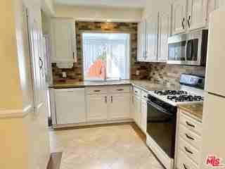 11237 Garfield Ave - Photo 4 of 8