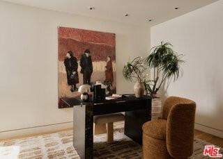 2801 Sanborn Ave - Photo 5 of 8