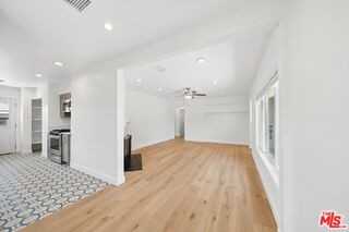 4833 Beloit Ave - Photo 4 of 8