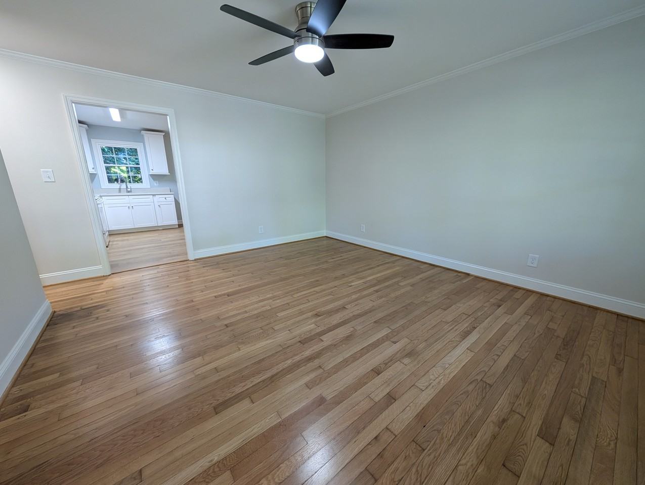 1274 Tredwell Dr #1 - Photo 3 of 20