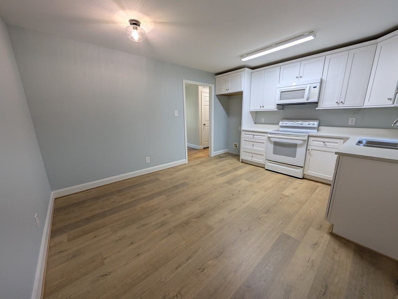 1274 Tredwell Dr #1 - Photo 7 of 20