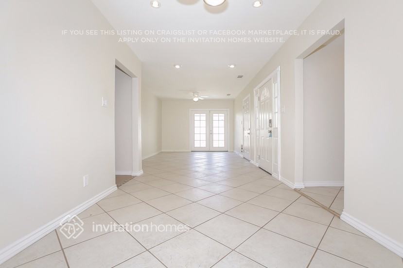 17552 Cantara St - Photo 3 of 20