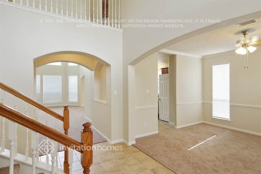 8922 Sailing Dr - Photo 2 of 21
