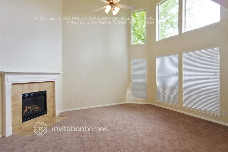 8922 Sailing Dr - Photo 3 of 21