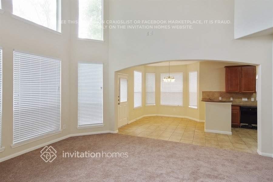 8922 Sailing Dr - Photo 5 of 21