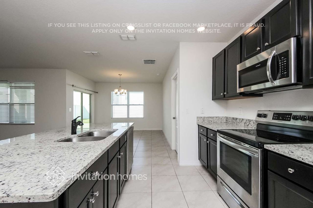 5117 Fiddlewood Way - Photo 7 of 16