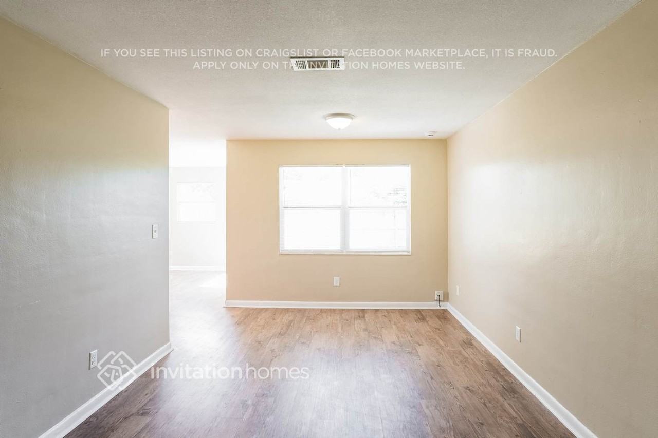 120 Citrus Blvd - Photo 3 of 17