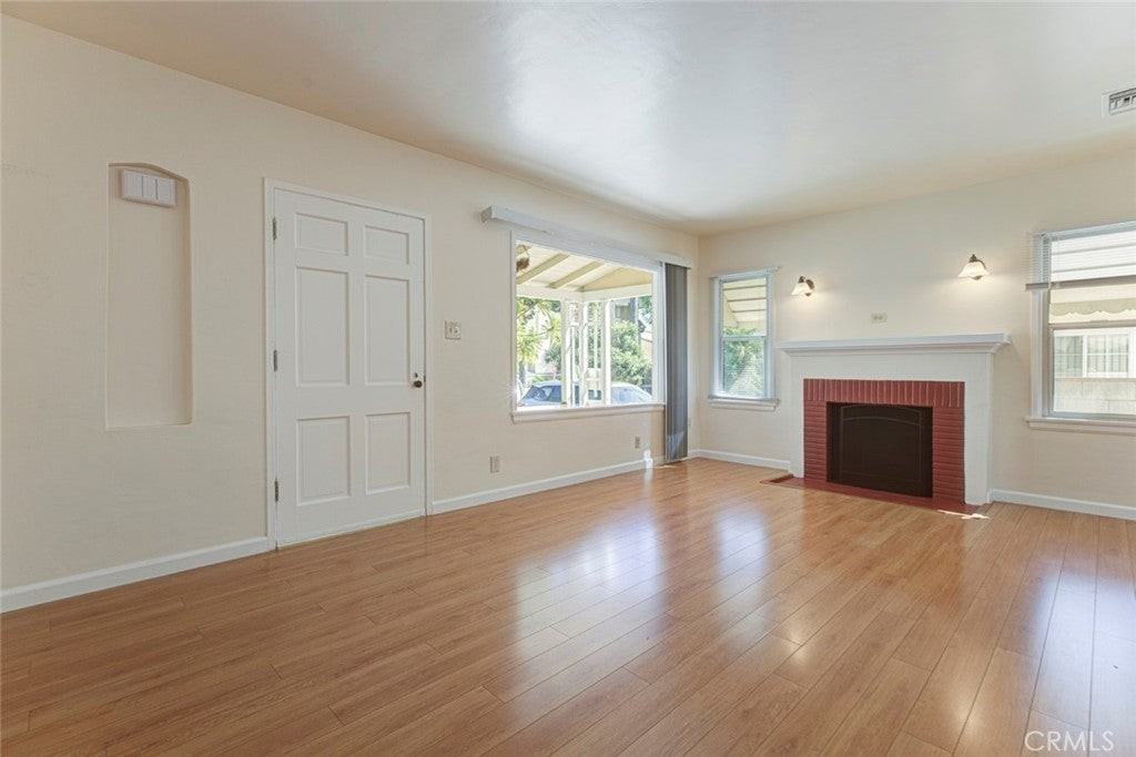 1149 Winchester Ave - Photo 5 of 28