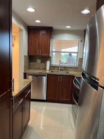 4191 Nw 26th St - Photo 5 of 50