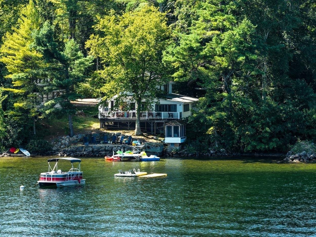 48 Old Clubhouse Ln