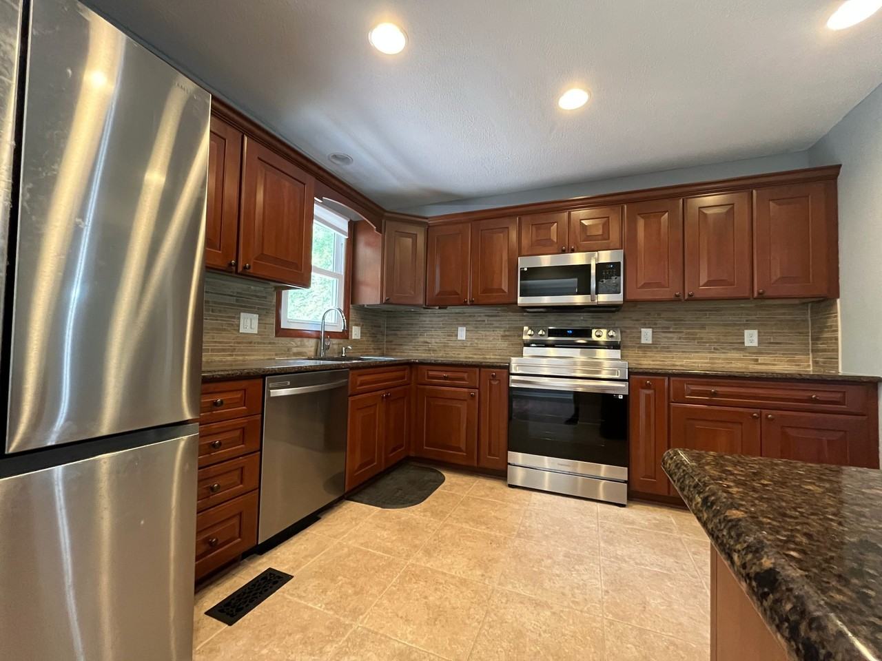 1788 Nw 104th St #1 - Photo 4 of 10