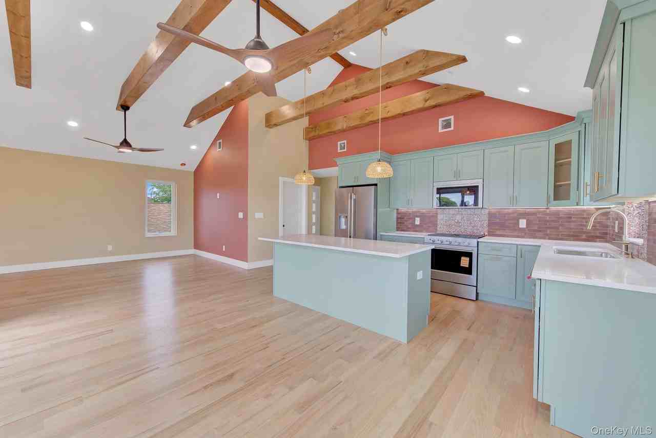 328 E Chester St ##2 - Photo 7 of 20