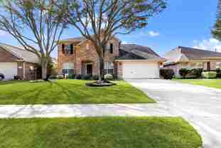 28223 Daystrom Ln - Photo 1 of 1