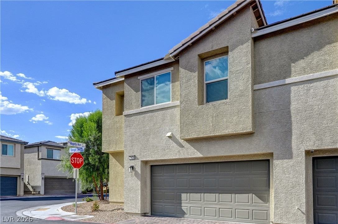 2670 Bengal Tan Ave - Photo 2 of 42