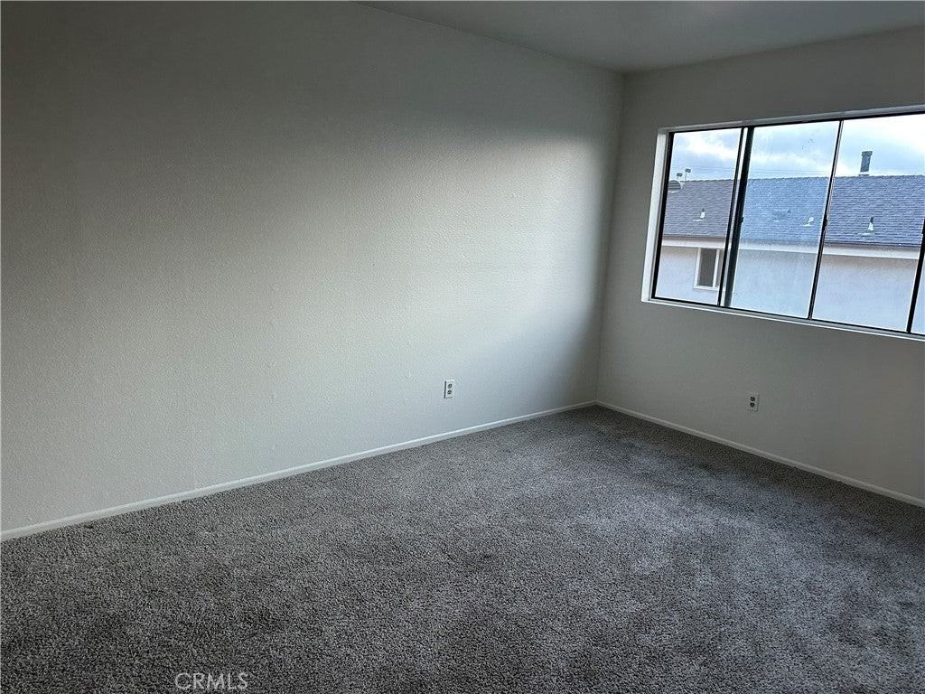 3431 Artesia Blvd - Photo 7 of 9