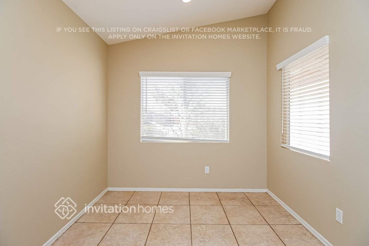 11446 E Cicero St - Photo 6 of 17