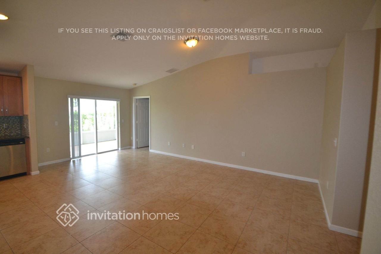 5940 Azalea Cir - Photo 4 of 16