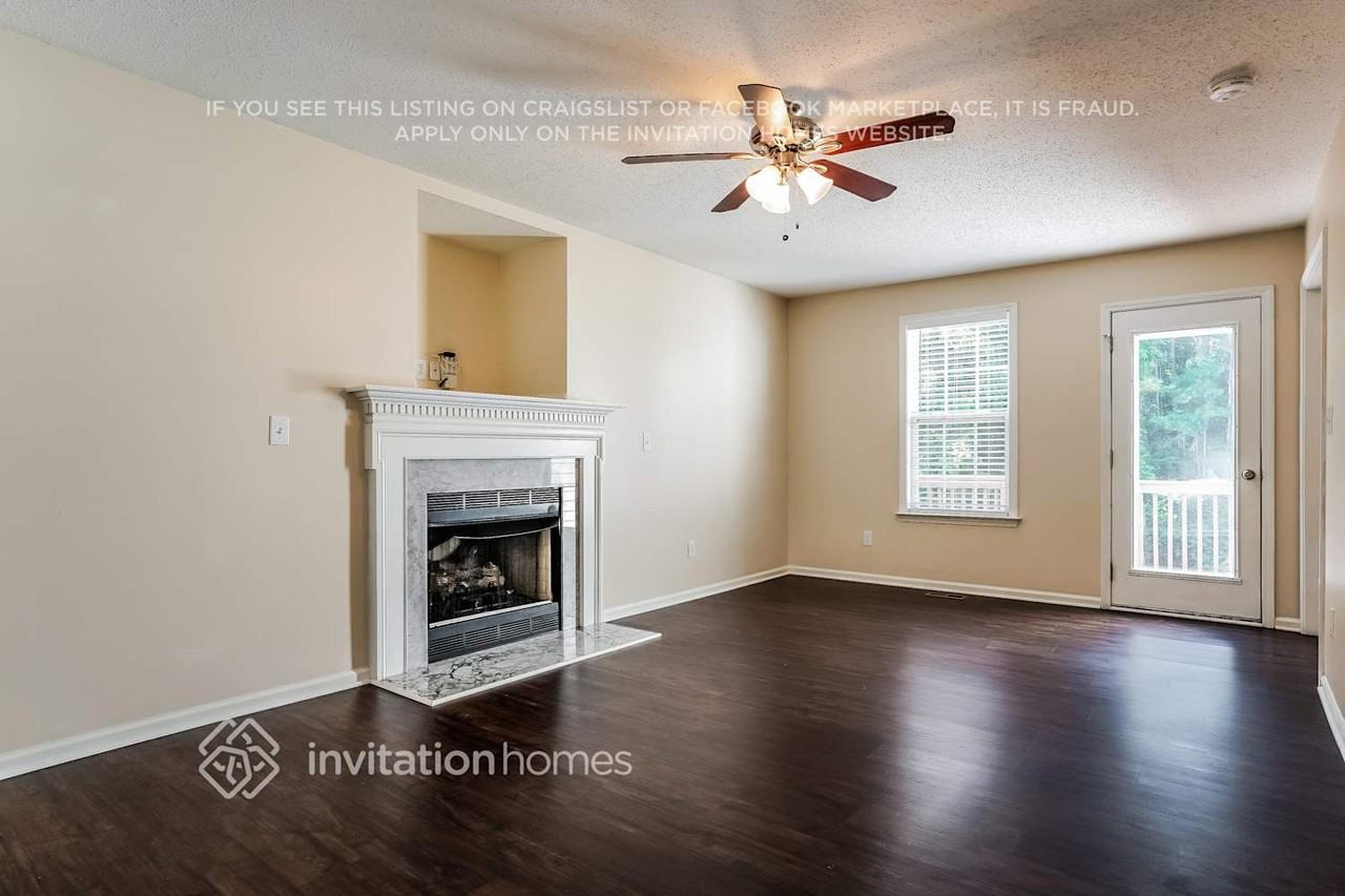 124 Rock Fish Ln - Photo 4 of 18