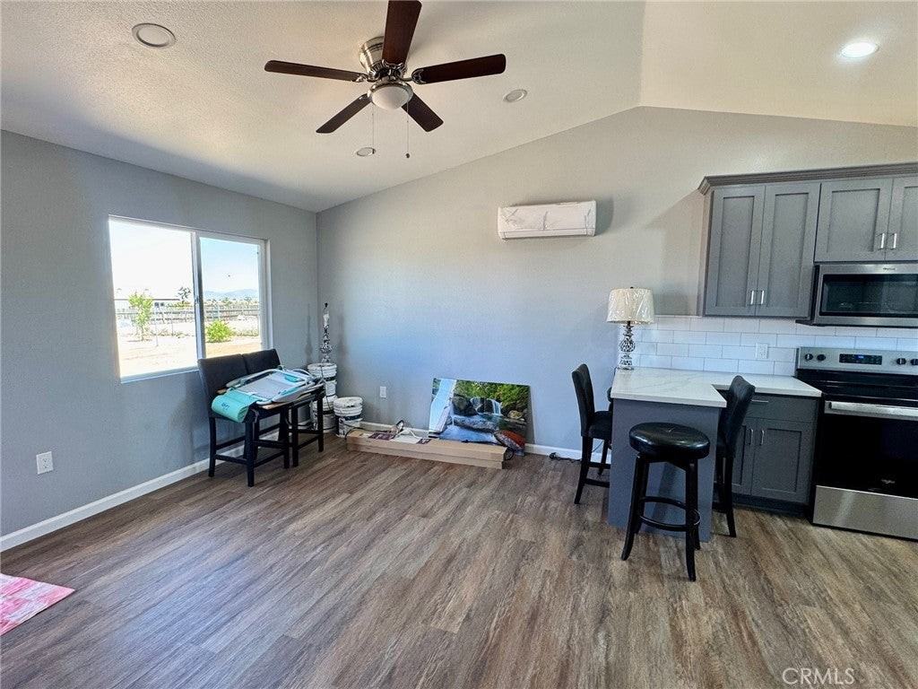 8867 Gorgonio Rd - Photo 4 of 11