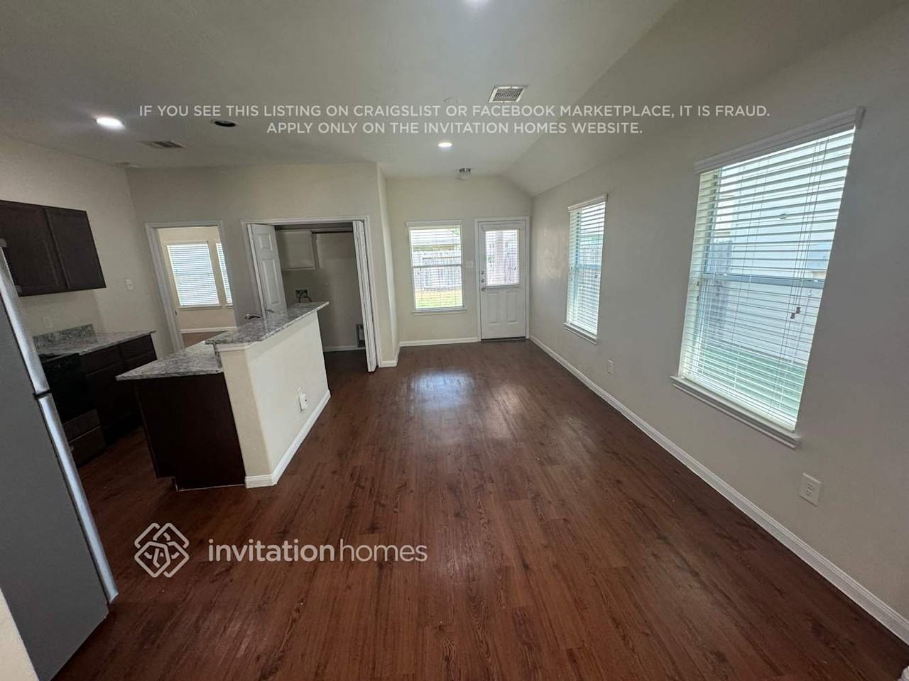 18806 N Lyford Dr - Photo 4 of 13