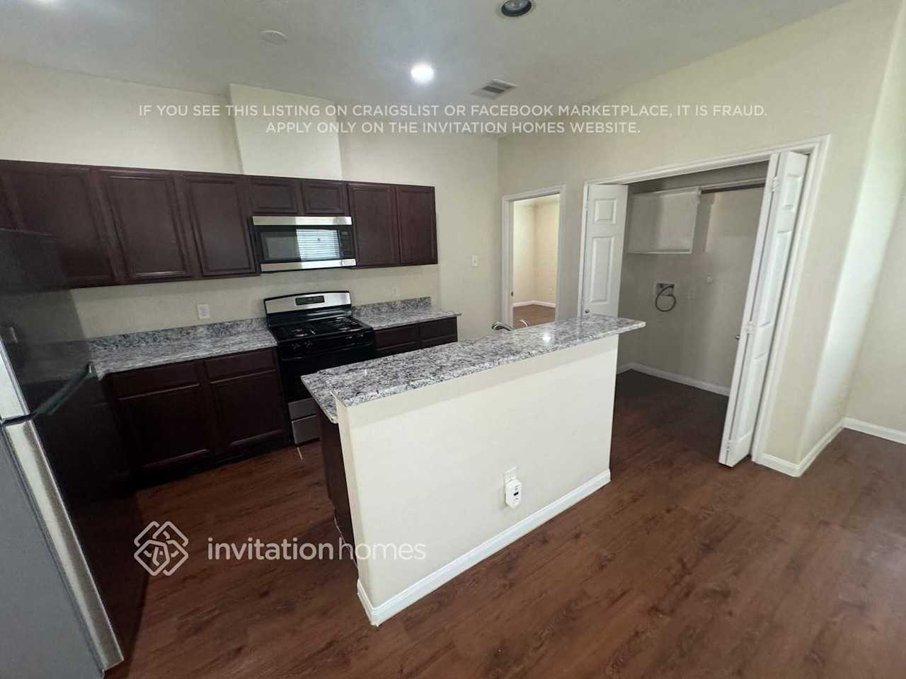 18806 N Lyford Dr - Photo 5 of 13