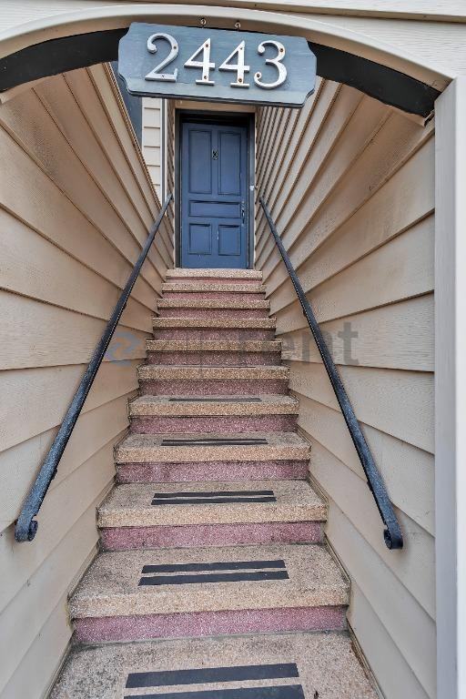 2443 39th Ave - Photo 5 of 39