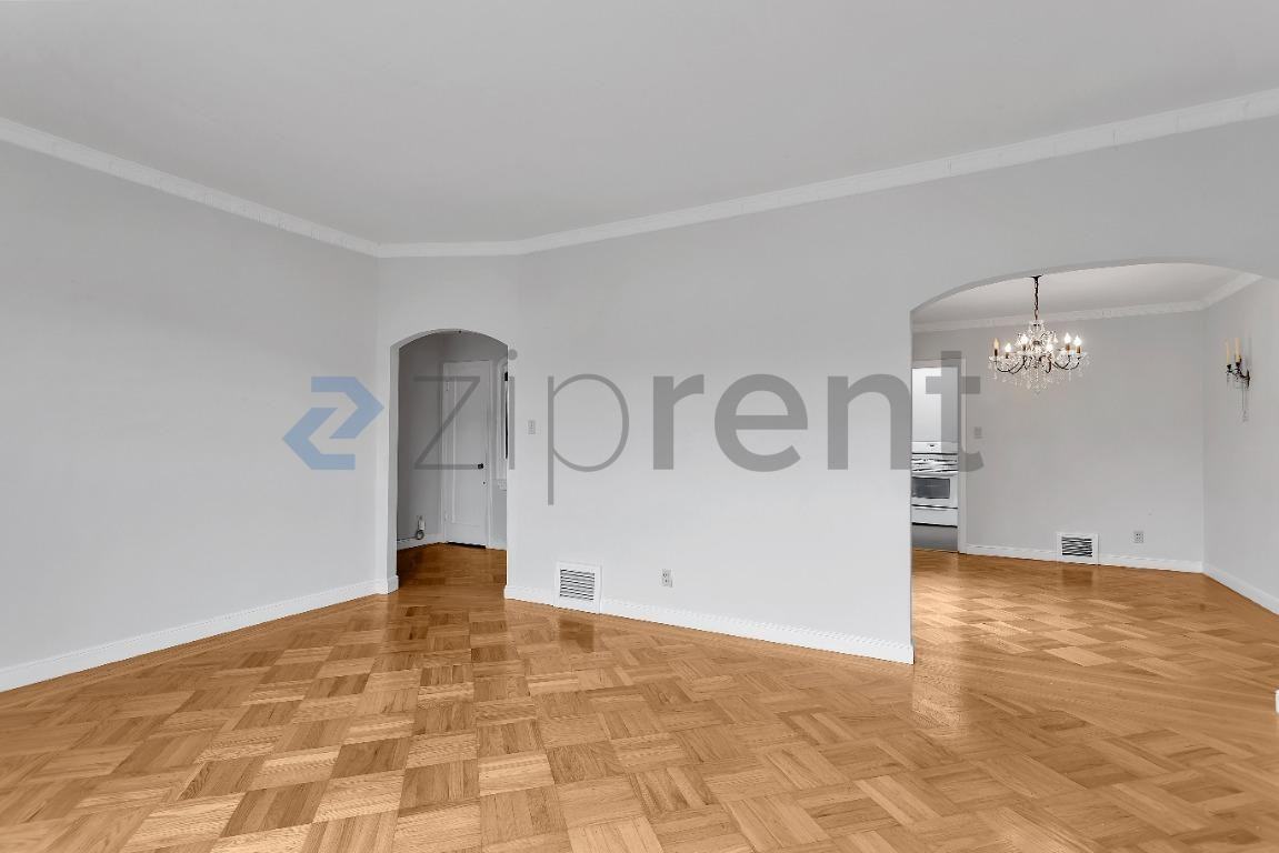 2443 39th Ave - Photo 7 of 39